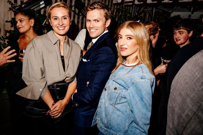 Photos: EAST OF EDEN Cast Attends Netflix Premiere in New York — photo 22 of 30