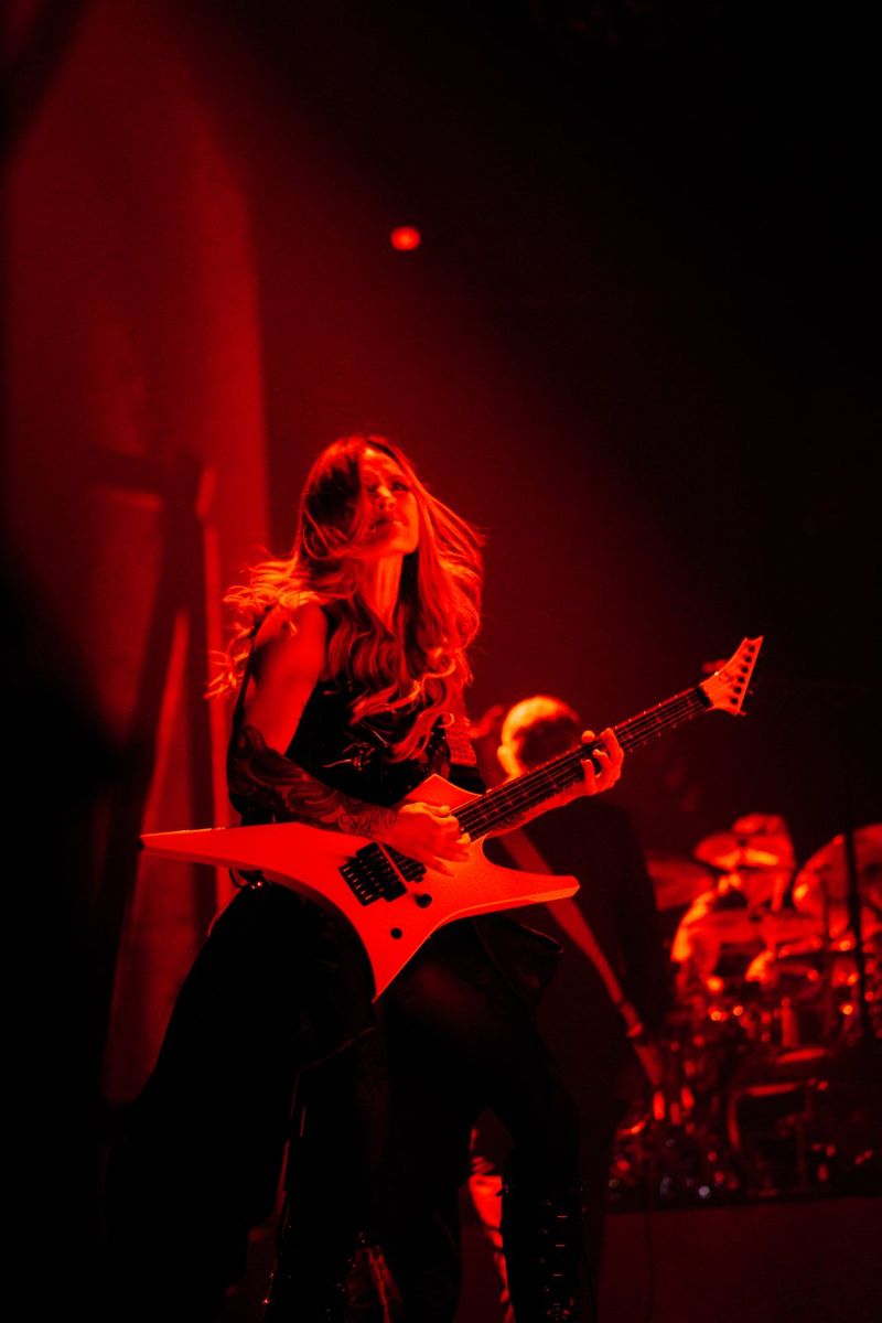 Photos: THE SMASHING PUMPKINS KICK OFF THE RATS IN A CAGE TOUR — photo 5 of 10