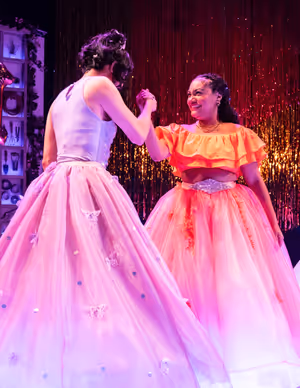 Jacqueline Guillén and Ariana Burks Photo