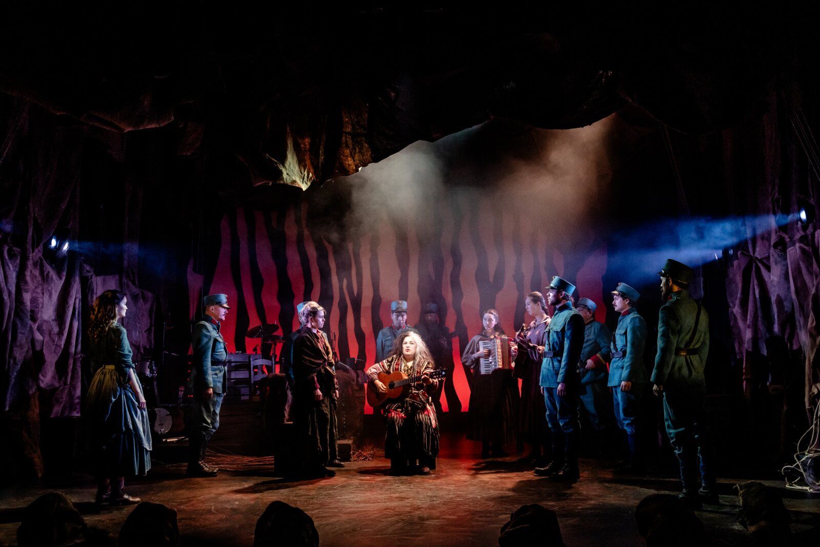 Photos: FRANZ & MARIE at Charing Cross Theatre — photo 26 of 30