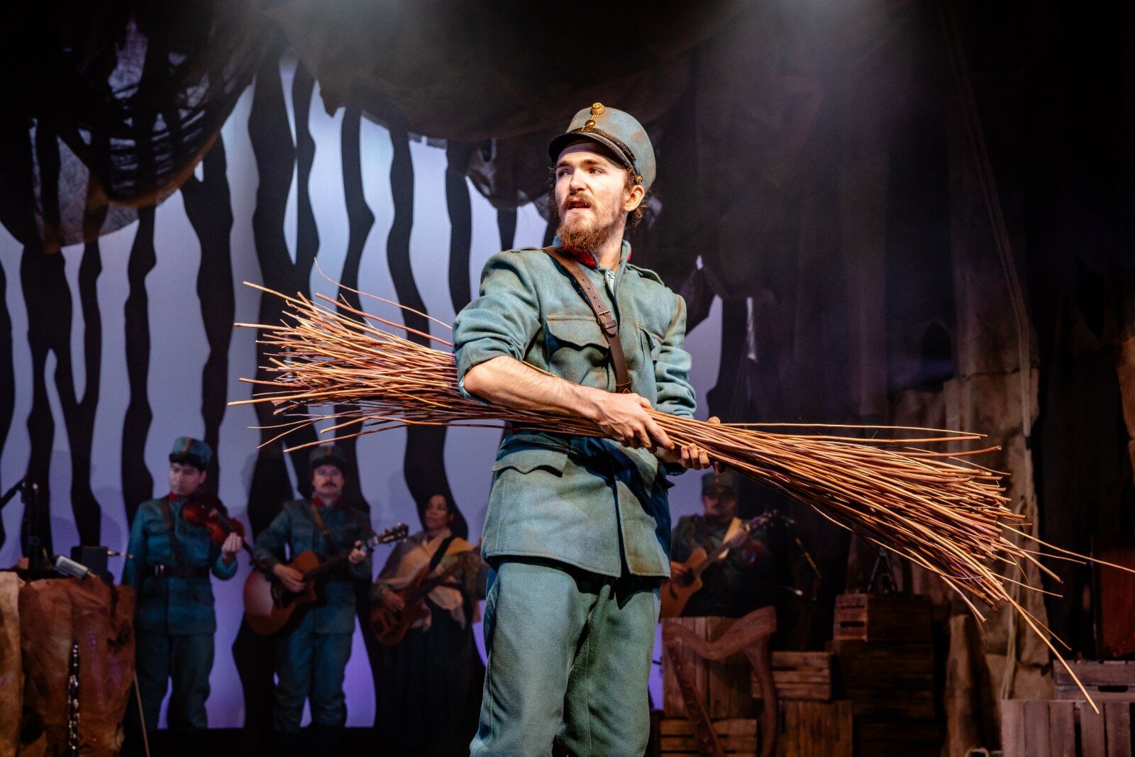 Photos: FRANZ & MARIE at Charing Cross Theatre — photo 1 of 30