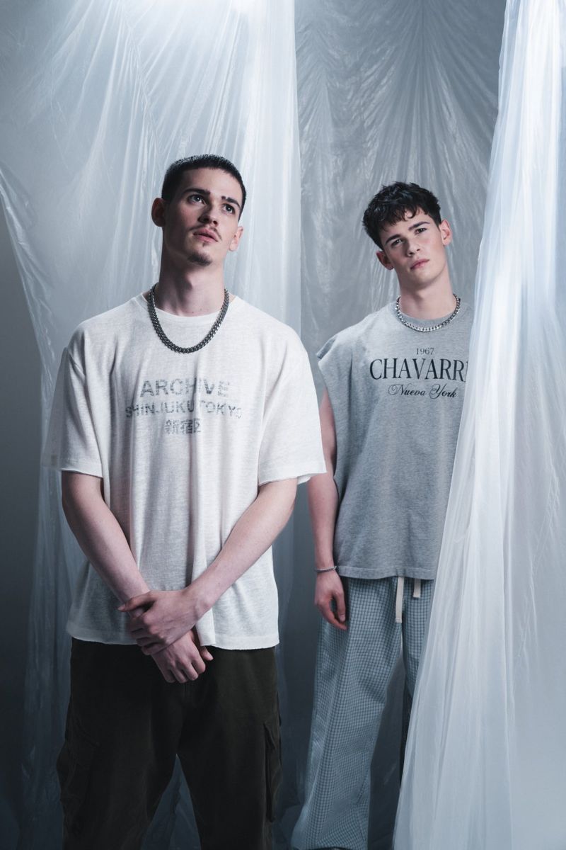 Photos: Max & Harvey Release 'Overthinking' Ahead of IN A DECADE UK Tour — photo 7 of 7