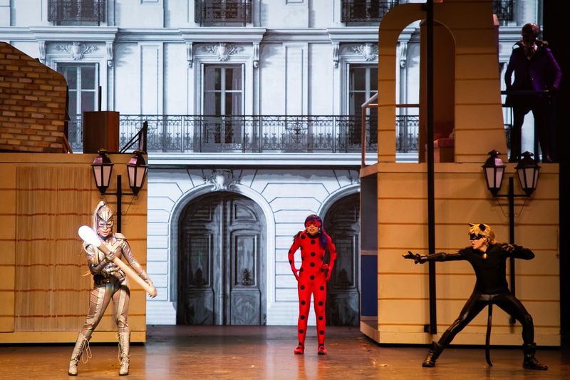 Ladybug and Cat Noir Face New Adventures in MIRACULOUS® LADYBUG: O SHOW MUSICAL Image