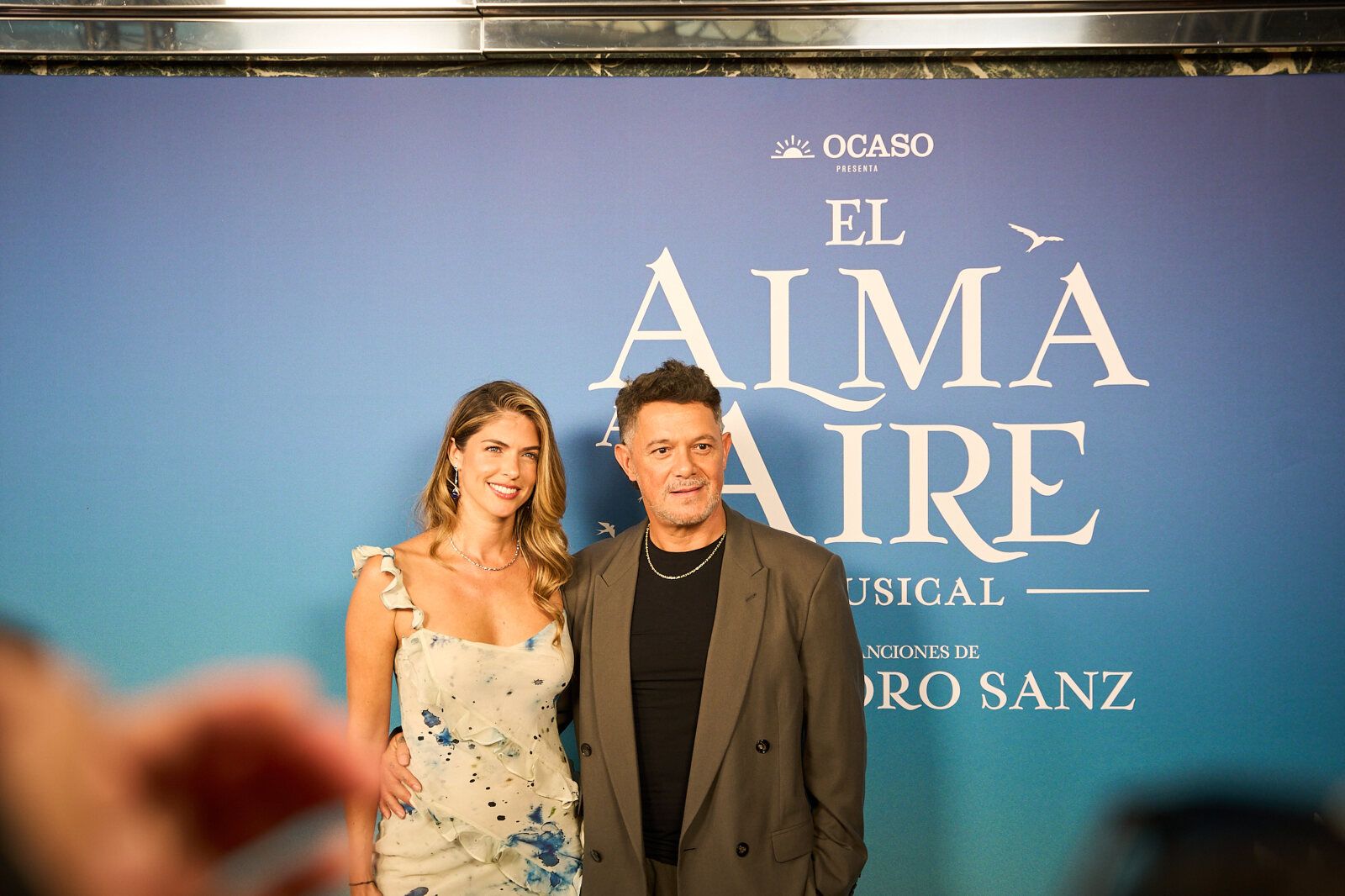 Photos: EL ALMA AL AIRE El at Ocaso Coliseum de Madrid — photo 3 of 8
