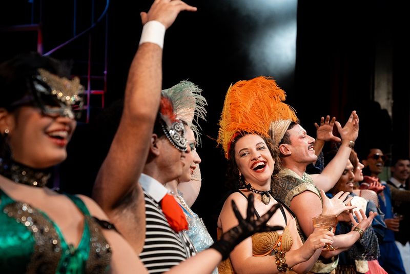 Viennese Waltzes and Romantic Intrigue Take Center Stage in Johann Strauss II’s DIE FLEDERMAUS (O Morcego) Image