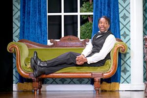 Syrus Lowe @ BroadwayWorld Syrus Lowe Photo