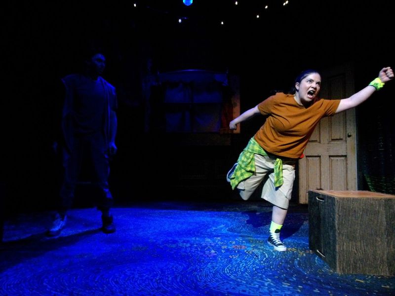Crítica: SIRENA Y PUNTO at LA TEATRERÍA Image