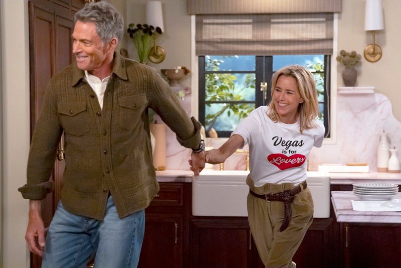 Photos: HAPPY'S PLACE Season 3 Trailer and Key Art Released by NBC — photo 4 of 4