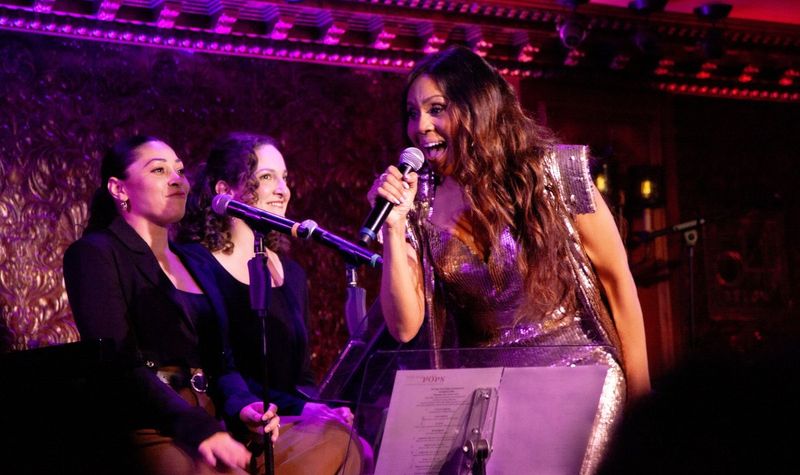 Review: The Unbeatable Deborah Cox FINALLY Comes To 54 Below Image