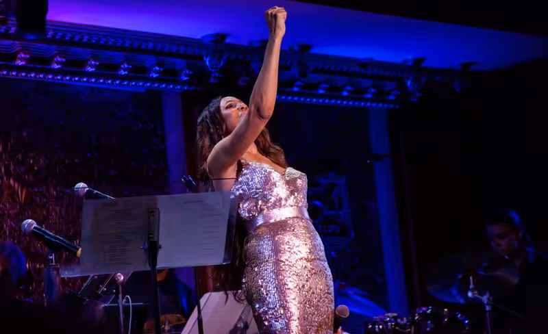 Review: The Unbeatable Deborah Cox FINALLY Comes To 54 Below Image