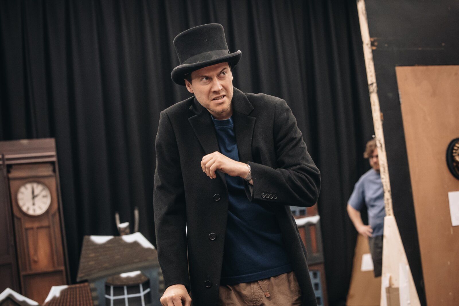 Photos: CHRISTMAS CAROL GOES WRONG in Rehearsal Ahead of West End Run and UK Tour — photo 6 of 15