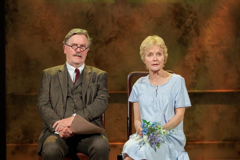 Review: THE ANASTASIA FILE, Salisbury Playhouse Image