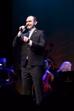 Javier Munoz @ BroadwayWorld Javier Munoz Photo