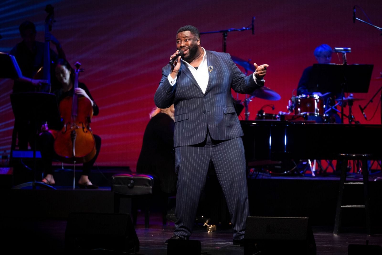 Photos: Kelli O'Hara, Santino Fontana and More at Westport Country Playhouse Gala — photo 7 of 13