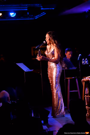 Deborah Cox @ BroadwayWorld Deborah Cox Photo