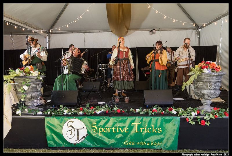 Feature: HUZZAH! AGE OF CHIVALRY RENAISSANCE FESTIVAL Brings Theatrical Magic October 9-11 Image