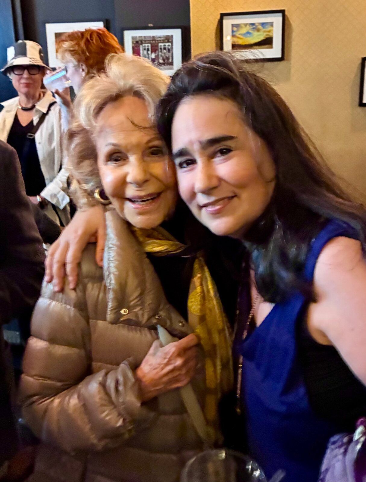 Photos: MRS. STERN WANDERS THE PRUSSIAN STATE LIBRARY Opens at 59E59 Theaters — photo 35 of 36