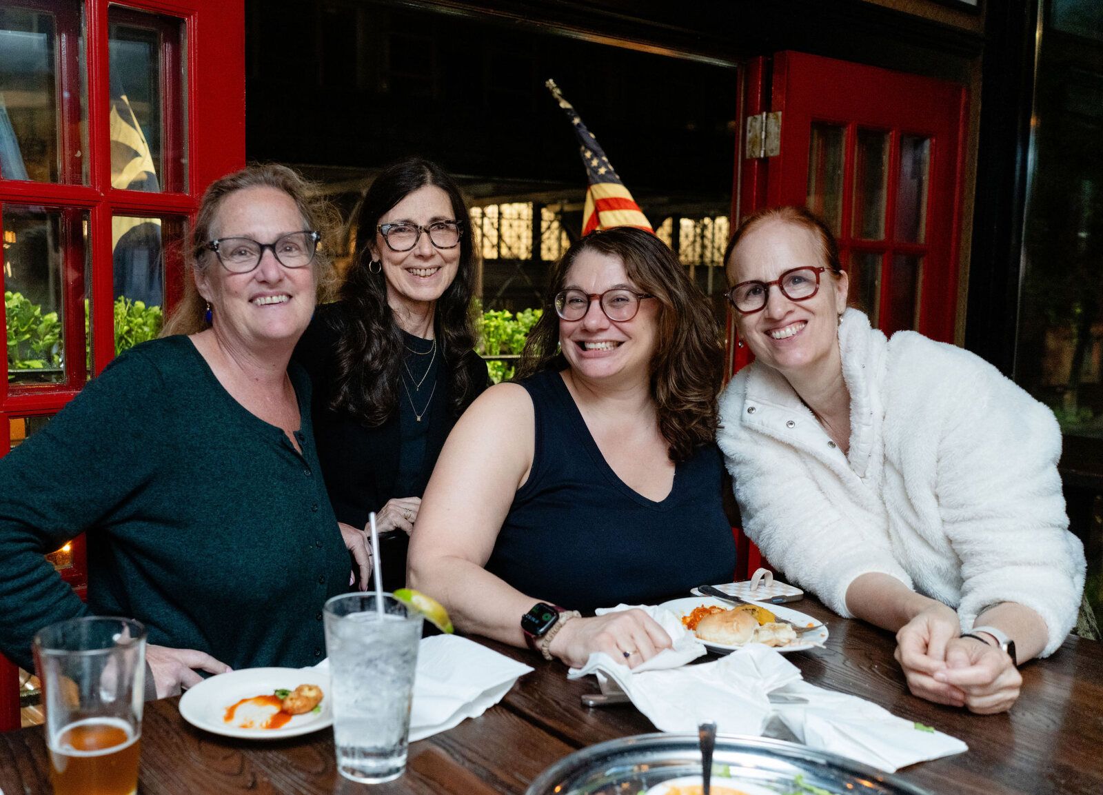 Photos: MRS. STERN WANDERS THE PRUSSIAN STATE LIBRARY Opens at 59E59 Theaters — photo 31 of 36