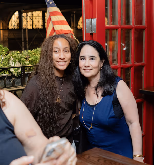 Yahney Marie Sangaré, Jenny Lyn Bader Photo