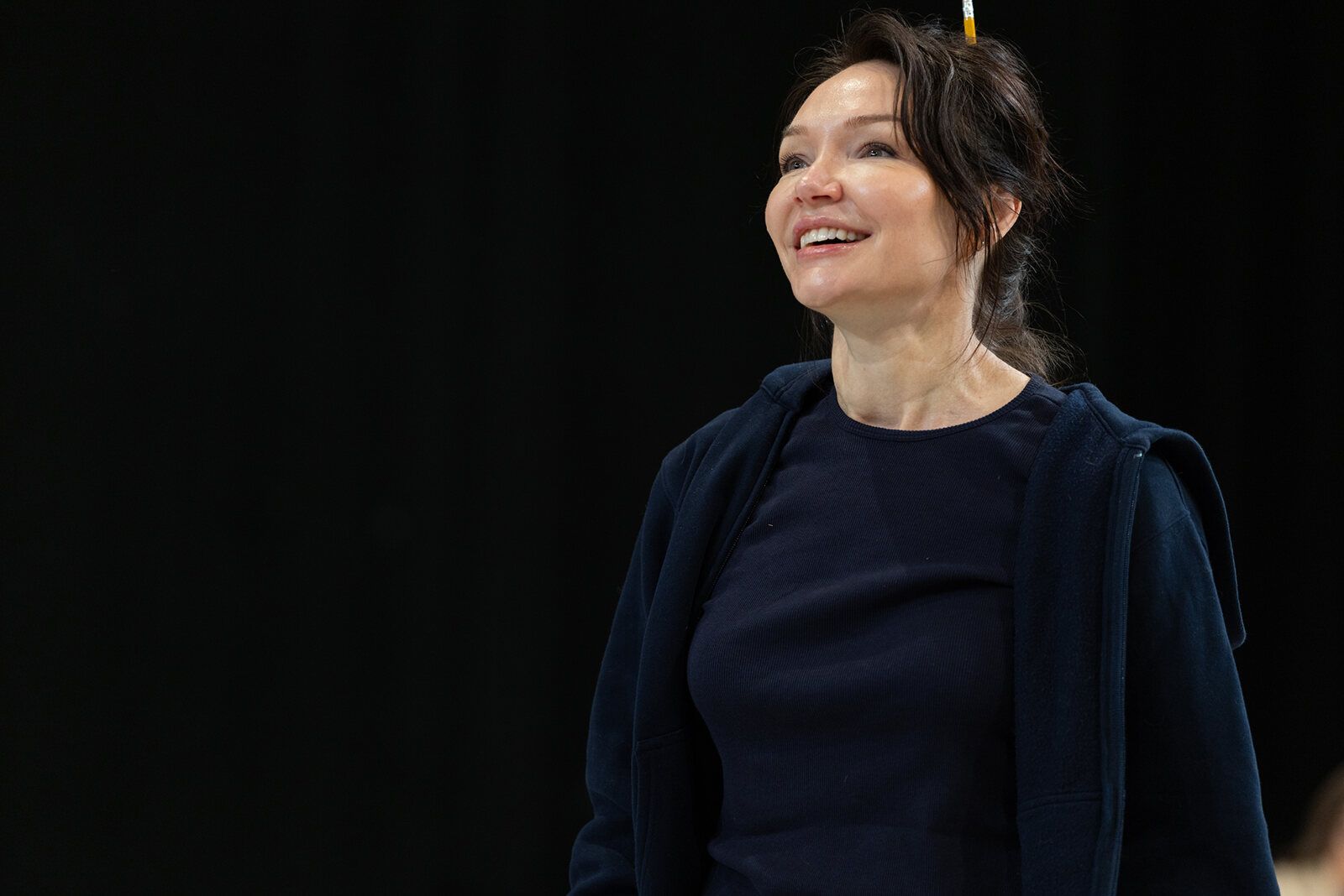 Photos: Katrina Lenk and More in ADIRONDACK CHAIR CIRCLE Rehearsal at Steppenwolf — photo 10 of 25