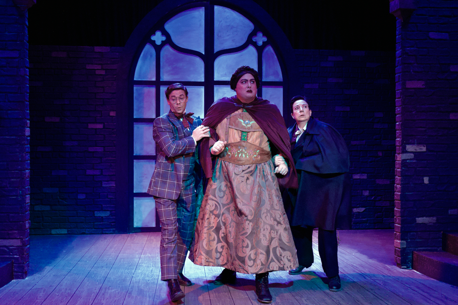 Photos: DRACULA: A COMEDY OF TERRORS at Sierra Repertory Theatre — photo 5 of 7