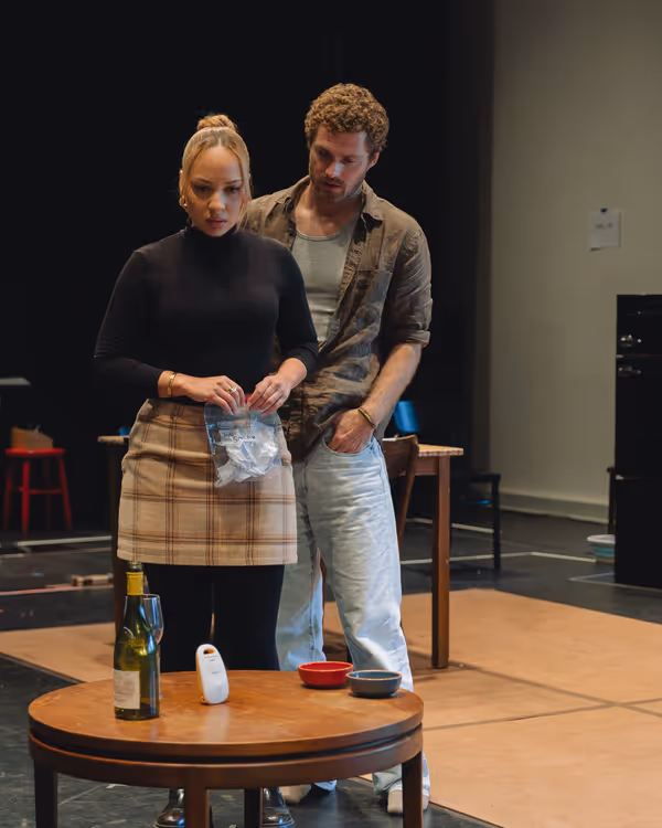 Finn Jones, Jasmine Cephas Jones Photo
