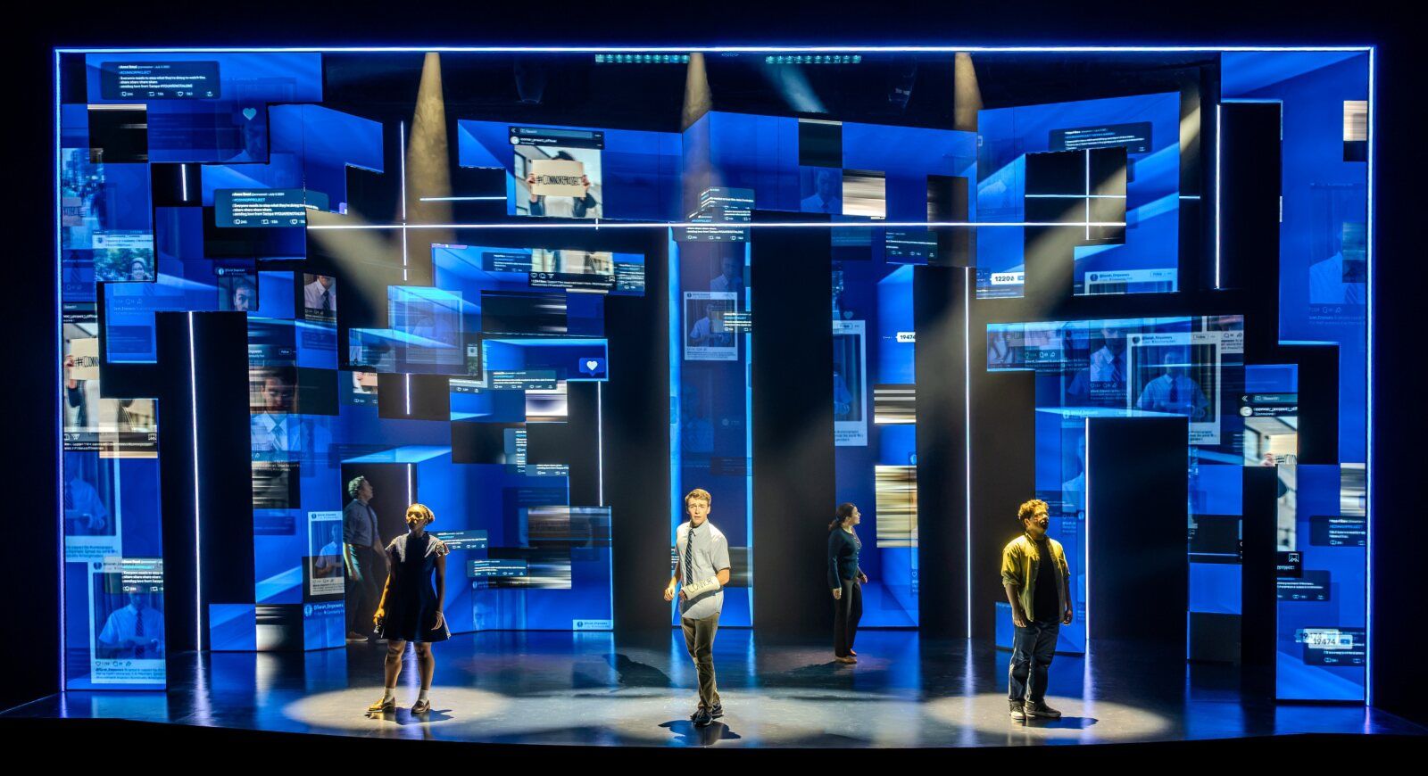Photos: First Look at DEAR EVAN HANSEN at White Plains Performing Arts Center — photo 2 of 10