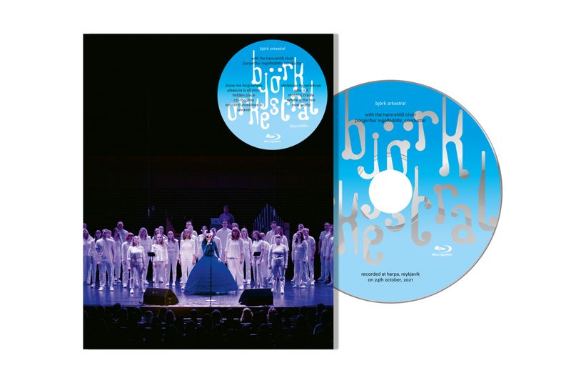 Photos: Björk to Release ORKESTRAL Live Concert Experience with Hamrahlíð Choir — photo 4 of 4