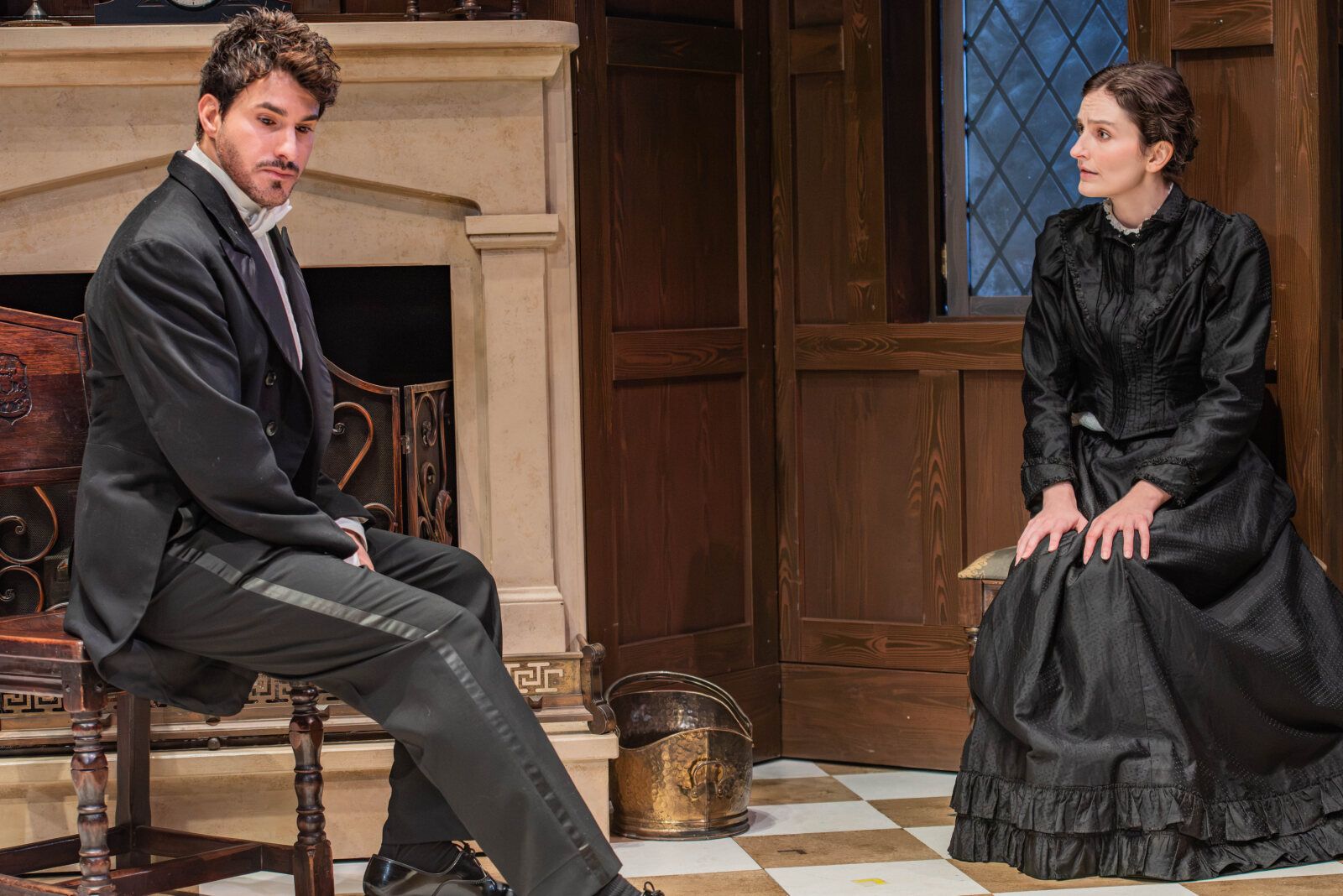Photos: First Look at PHYL at Mint Theater Company — photo 1 of 9
