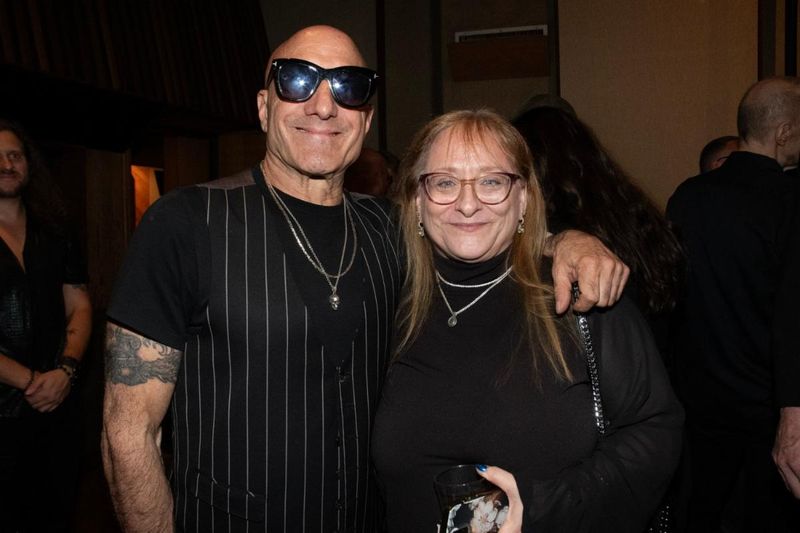 Photos: Slash Receives 2026 Les Paul Spirit Award in Hollywood — photo 10 of 12