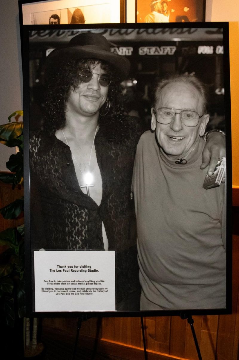 Photos: Slash Receives 2026 Les Paul Spirit Award in Hollywood — photo 2 of 12