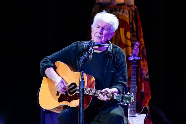 Photos: Inside Mount Vernon Arts Consortium presented Graham Nash — photo 4 of 25