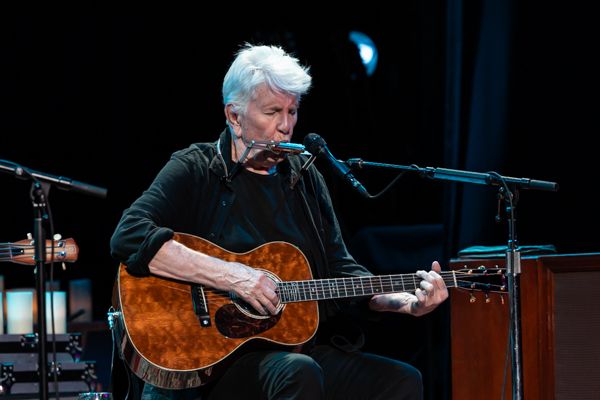 Photos: Inside Mount Vernon Arts Consortium presented Graham Nash — photo 15 of 25