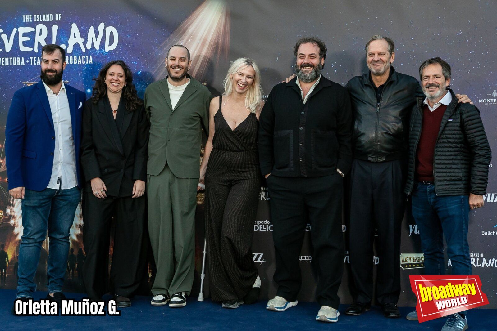 PHOTOS: Rostros conocidos y mucha magia en el photocall de THE ISLAND OF NEVERLAND — photo 7 of 19