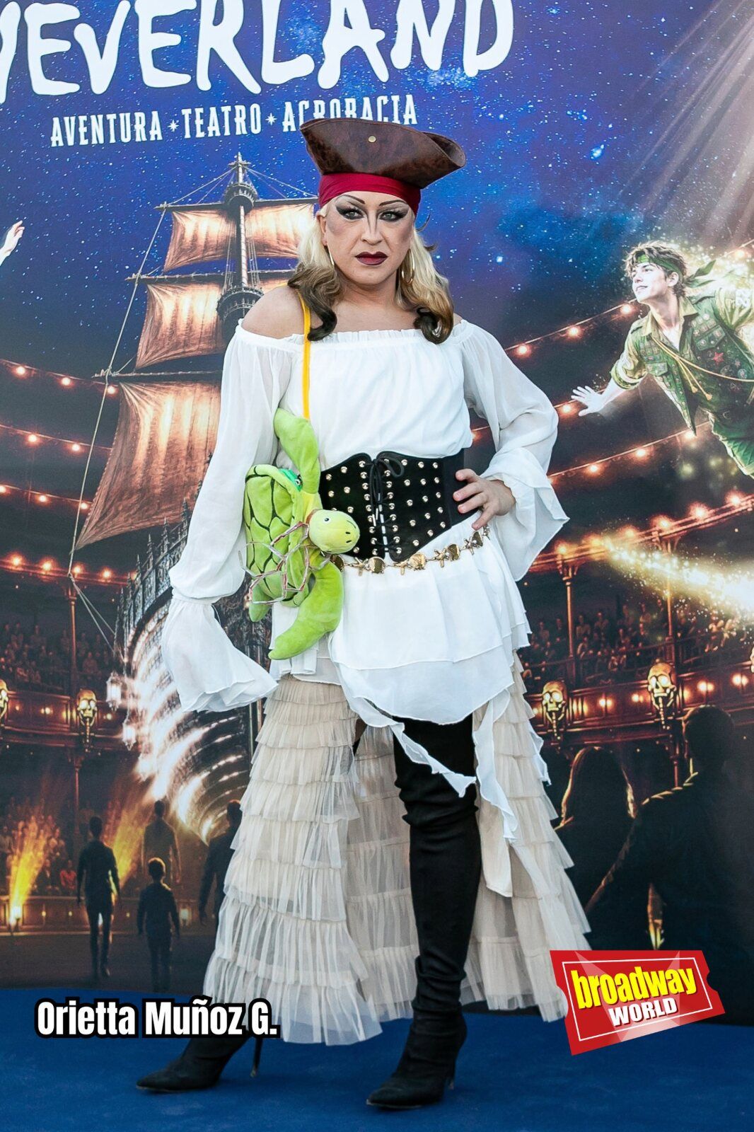 PHOTOS: Rostros conocidos y mucha magia en el photocall de THE ISLAND OF NEVERLAND — photo 14 of 19