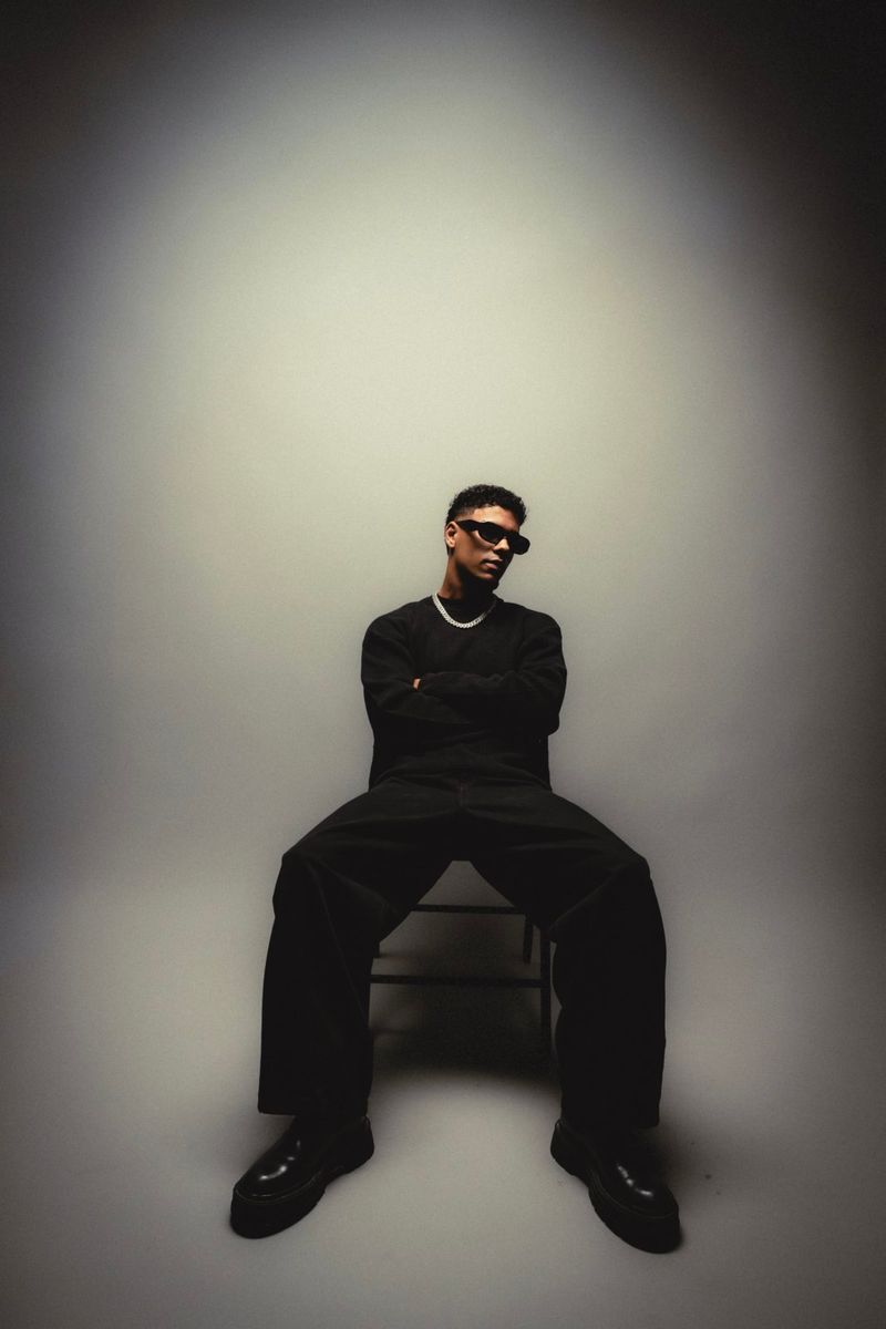 Photos: Afrobeats Artist ELIKIA Releases 'Baller' Ahead of Debut Album — photo 8 of 28