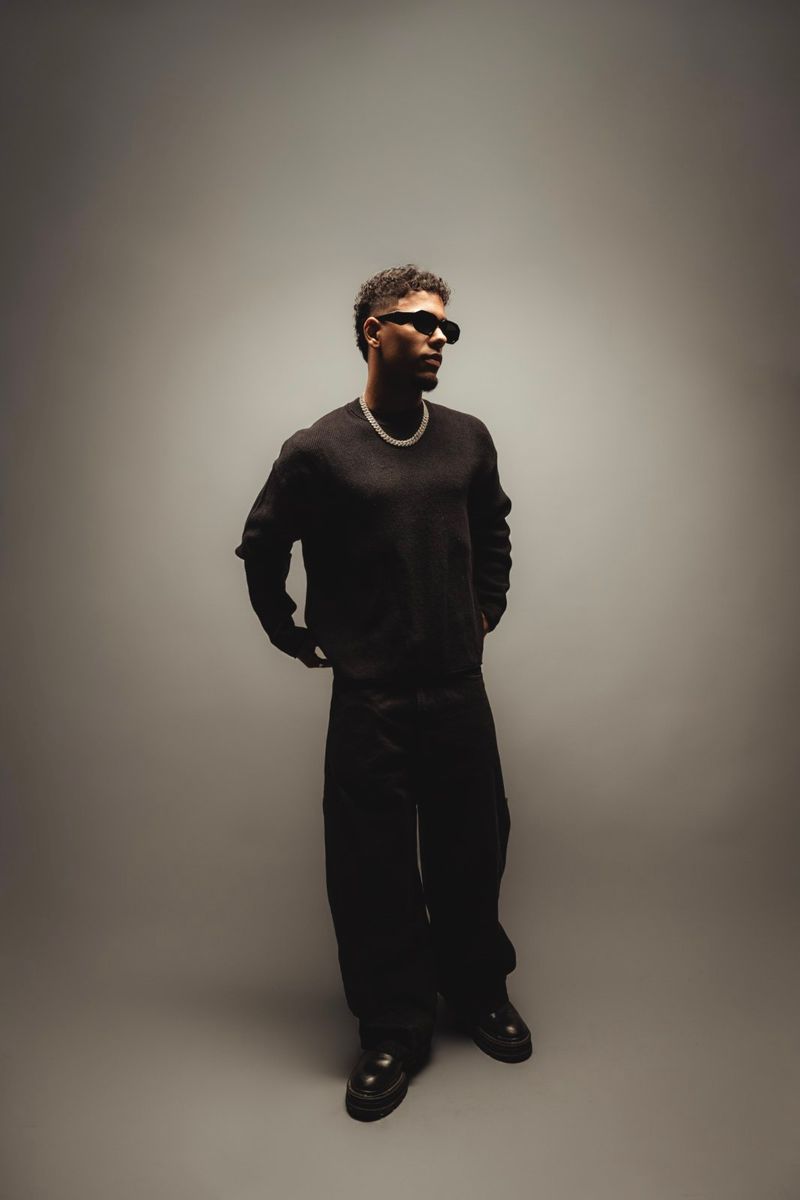 Photos: Afrobeats Artist ELIKIA Releases 'Baller' Ahead of Debut Album — photo 11 of 28