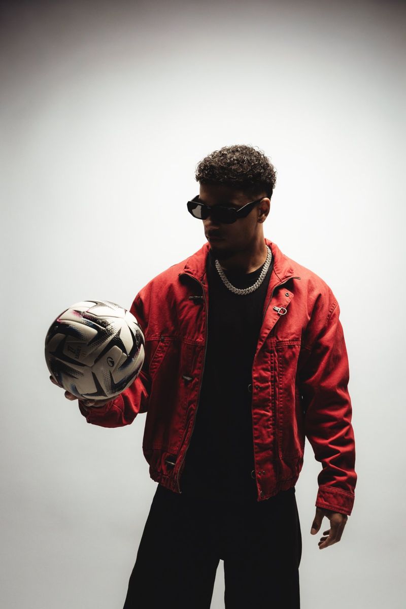 Photos: Afrobeats Artist ELIKIA Releases 'Baller' Ahead of Debut Album — photo 17 of 28