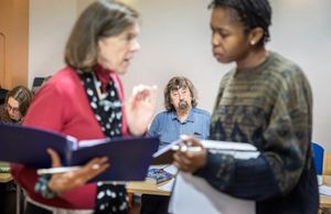 Janie Dee, Trevor Nunn, Gloria Obianyo @ BroadwayWorld Janie Dee, Trevor Nunn, Gloria Obianyo Photo