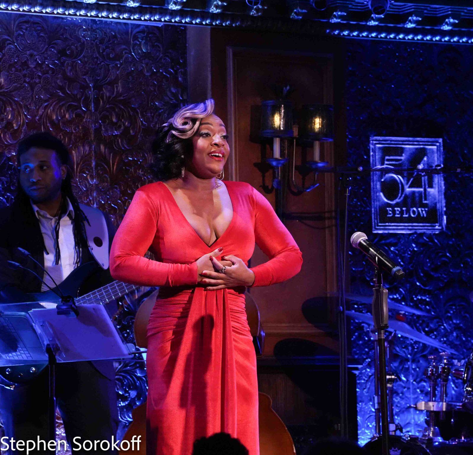 Review: OPERA’S BRANDIE INEZ SUTTON DOES A SOLO SHOWSTOPPER OF AN OPENER FOR 54 BELOW Image