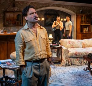 Johnny Galecki, Ellie Ricker, Jacob Moskovitz @ BroadwayWorld Johnny Galecki, Ellie Ricker, Jacob Moskovitz Photo