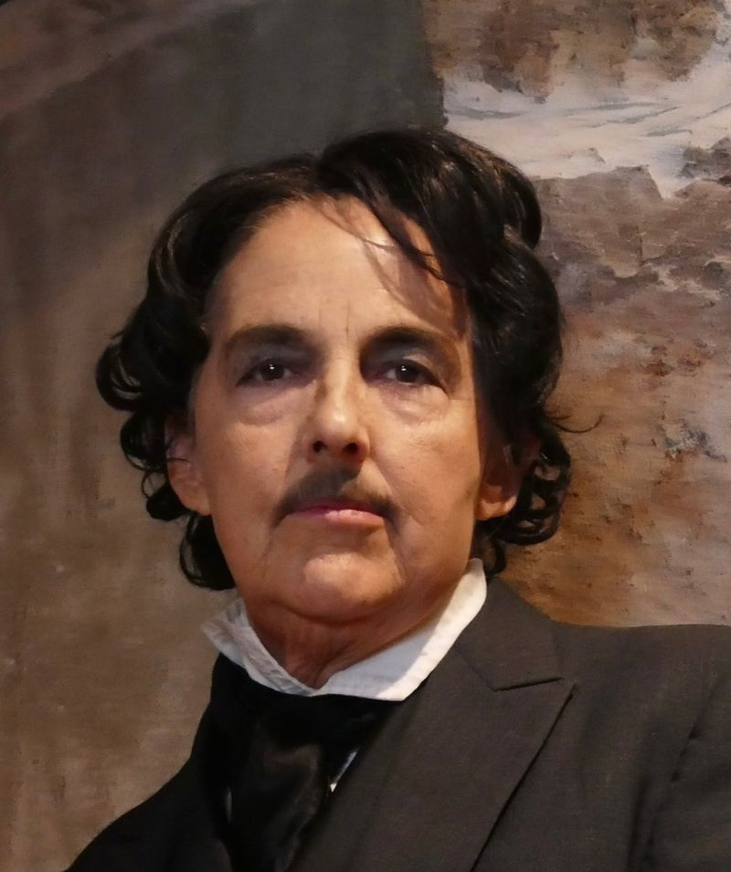 Interview: Helen McKenna of TELL-TALE POE at Ritz Theatre Image