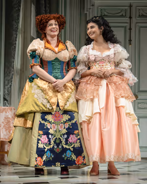 Rachel Bloom, Ava Lalezarzadeh @ BroadwayWorld Rachel Bloom, Ava Lalezarzadeh Photo