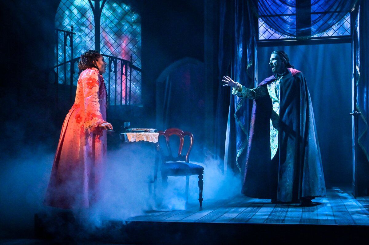 Emily Newsome, Scott Coopwood at Photos: First Look at DRACULA at TheatreWorks Silicon Valley