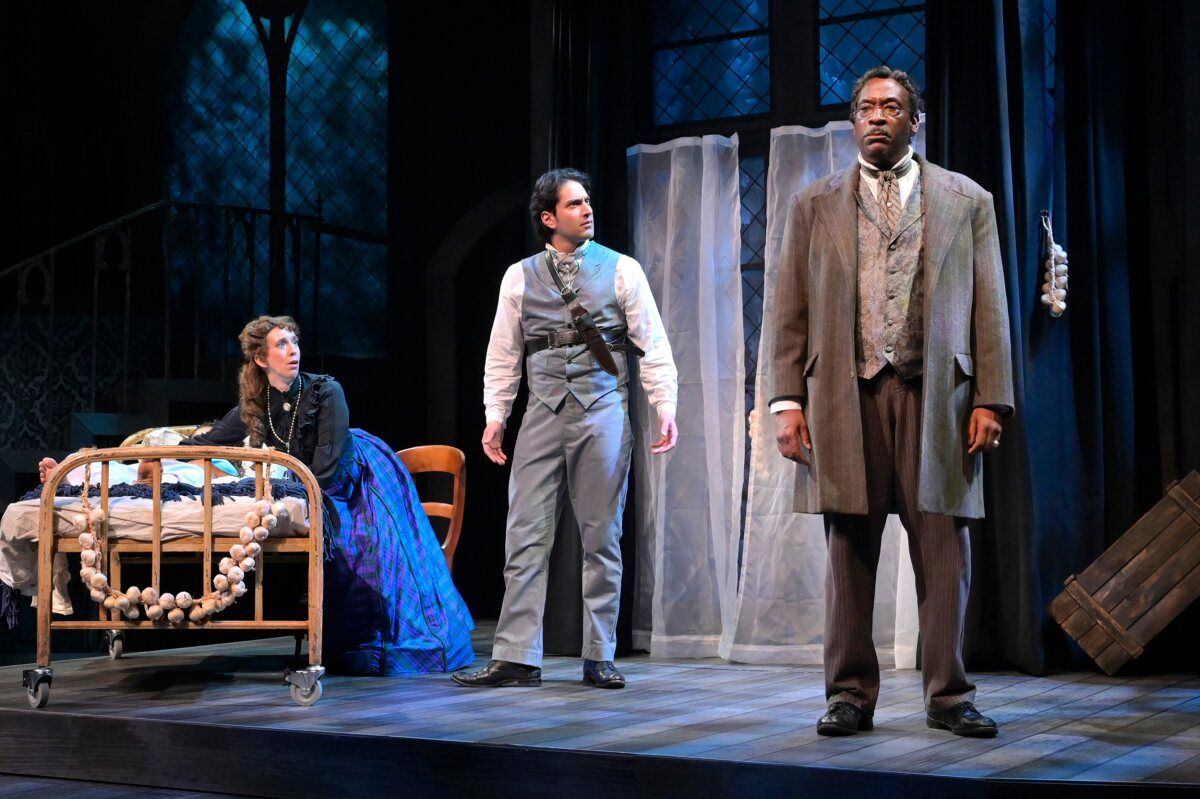 Photos: First Look at DRACULA at TheatreWorks Silicon Valley — photo 7 of 11