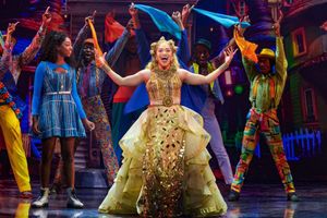 Toni Lorene Baker and the company @ BroadwayWorld Toni Lorene Baker and the company Photo