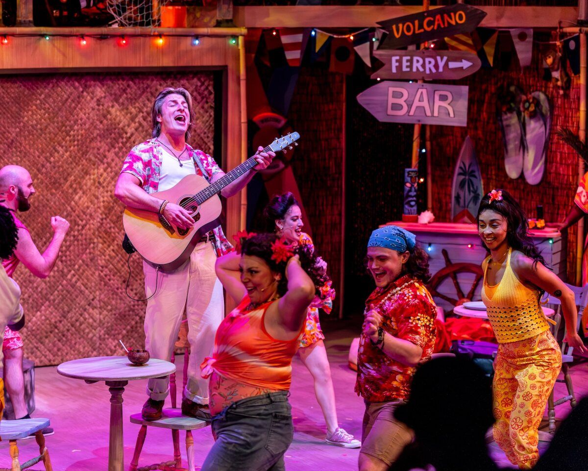 Photos: JIMMY BUFFETT'S ESCAPE TO MARGARITAVILLE at Music Theater Works — photo 17 of 17