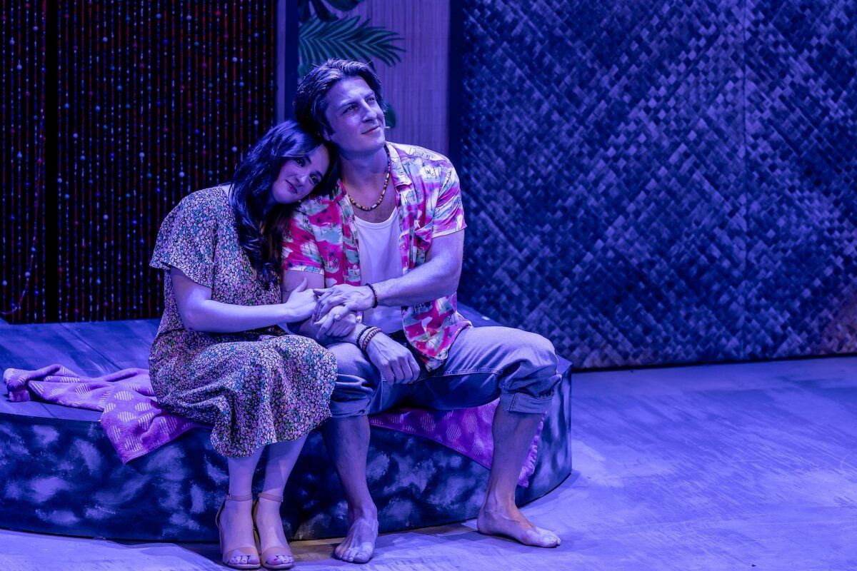 Photos: JIMMY BUFFETT'S ESCAPE TO MARGARITAVILLE at Music Theater Works — photo 7 of 17