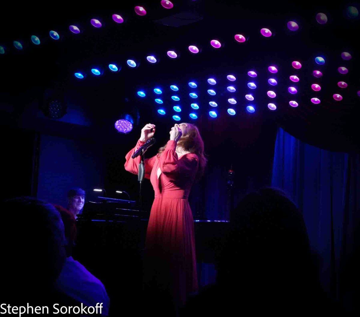 Review: Broadway Baby Andrea McArdle Struts Her Stuff at Beechman Residency Image