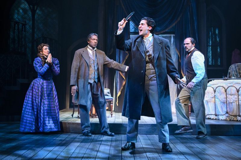 Review: DRACULA at TheatreWorks Silicon Valley Image